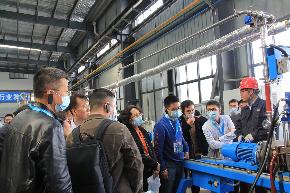 Teachers from various universities and colleagues from enterprises were invited to visit and exchange in Nanjing Chuangbo Machinery Co., Ltd. (2)